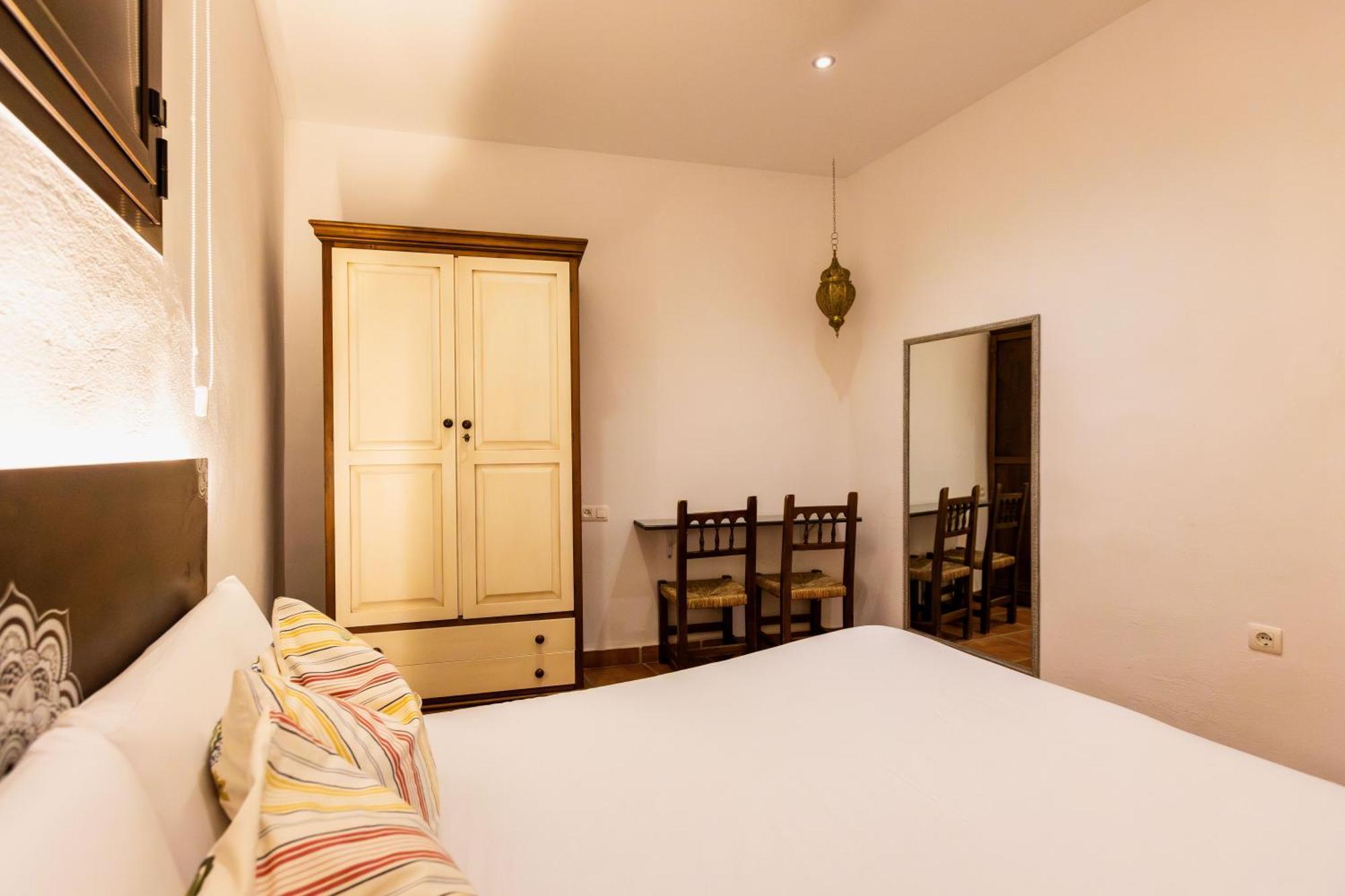 Apartamento Centrico Con Patio Exterior En El Mejor Barrio De Granada El Realejo Экстерьер фото